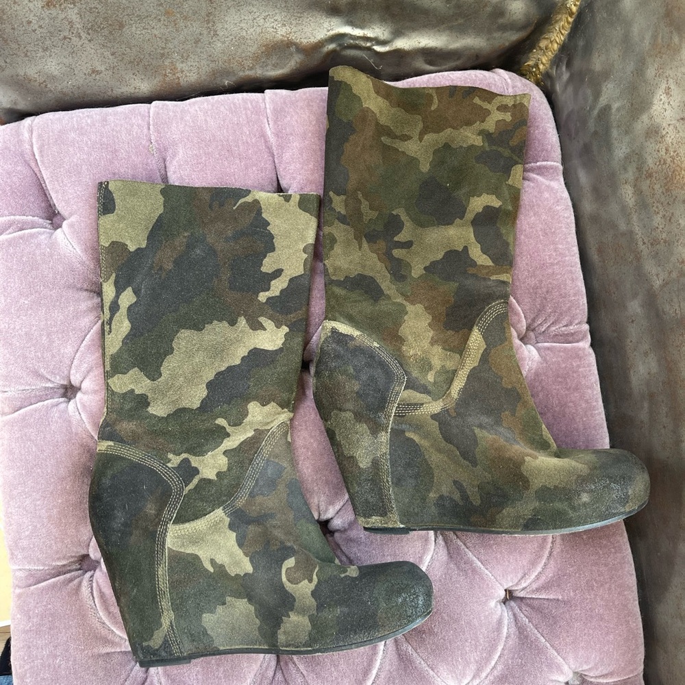 Sangue suede camouflage boots, 5 inch wedge.